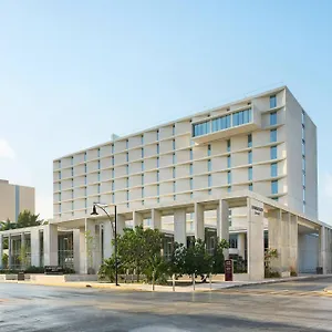 https://courtyard-merida-downtown.hotelsmerida.org