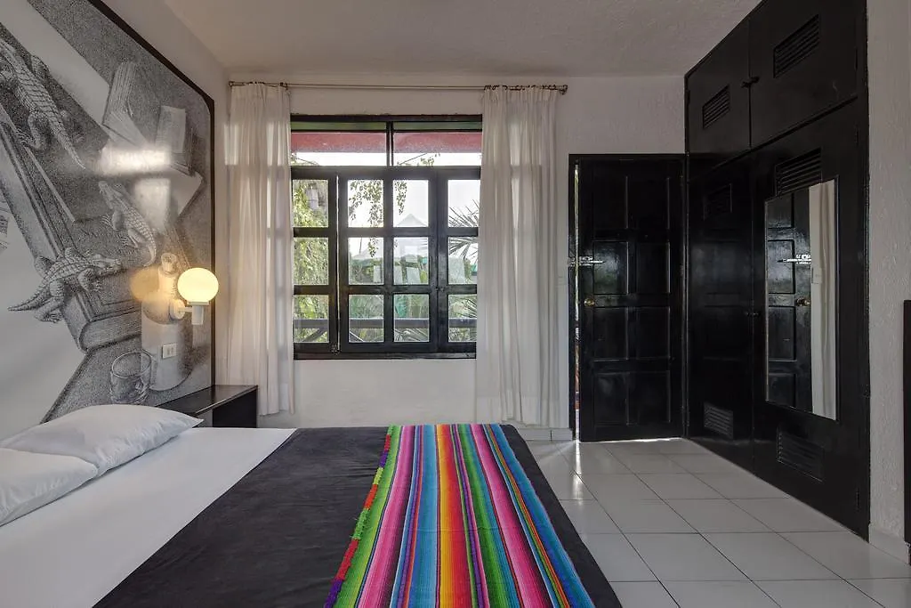 Maya Del Mar On Fifth Avenue Playa del Carmen