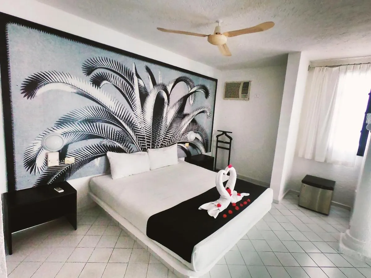 Maya Del Mar On Fifth Avenue Playa del Carmen