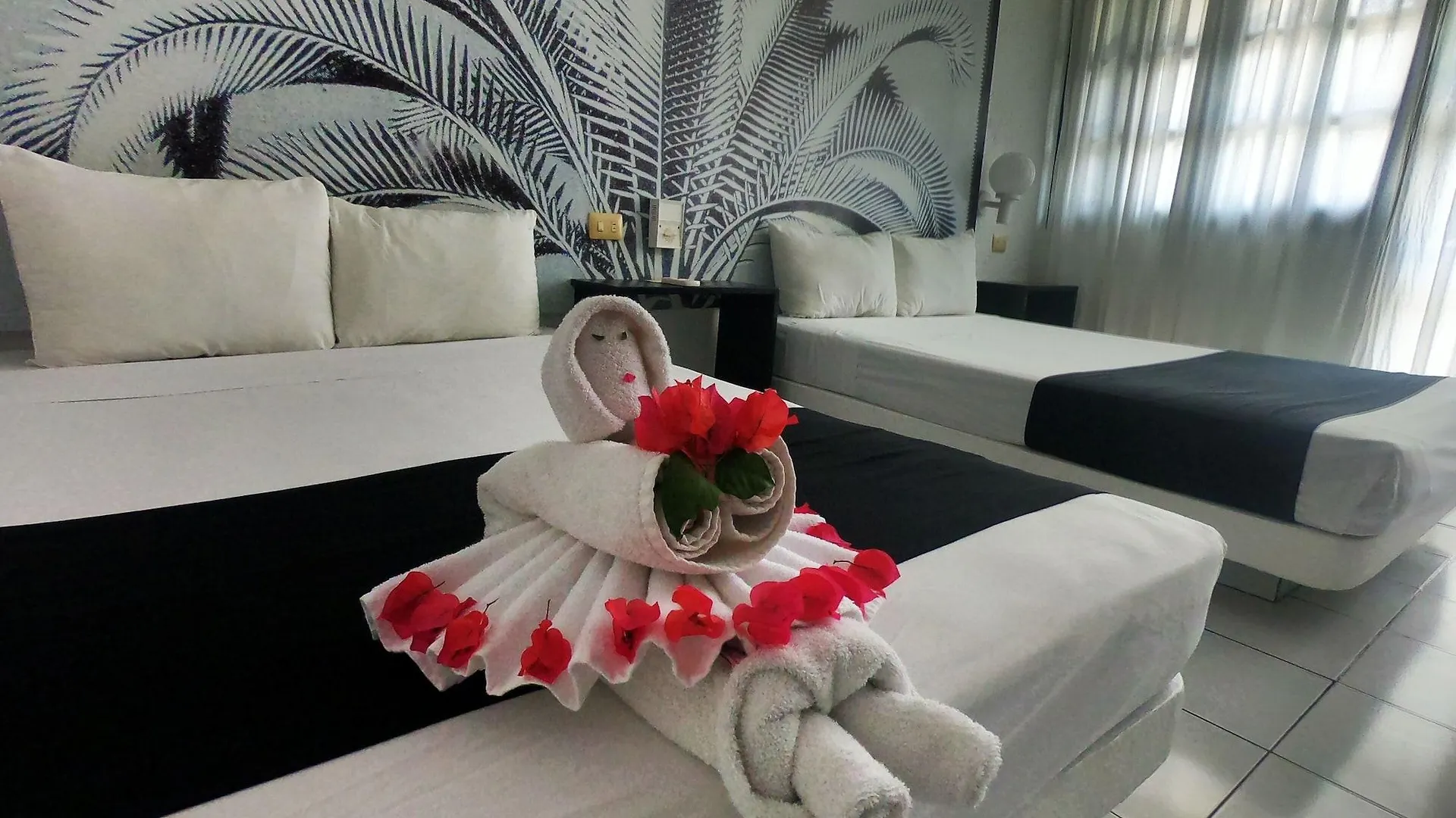 Maya Del Mar On Fifth Avenue Playa del Carmen Hotel