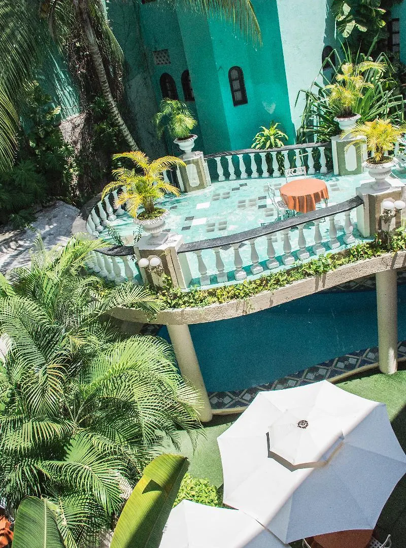 Maya Del Mar On Fifth Avenue Playa del Carmen Mexico